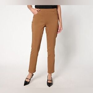 NWT Susan Graver Ultra Stretch Slim Leg Pants